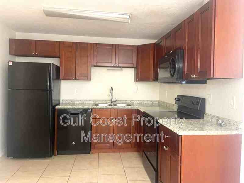 1856 Debbie St #A - Photo 5 of 14