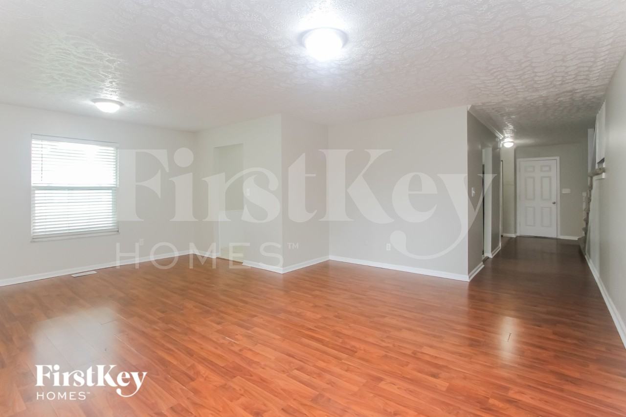 9570 Gemini Dr - Photo 3 of 19