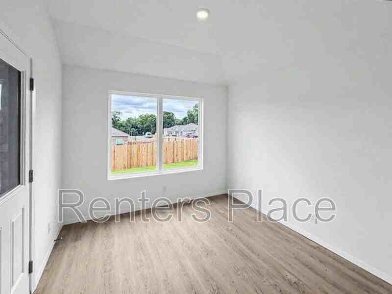 7209 S Maple Ave - Photo 7 of 12