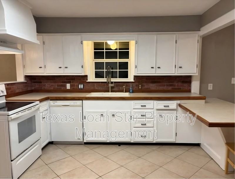14529 Chapperal Pipeline Rd #A - Photo 7 of 15