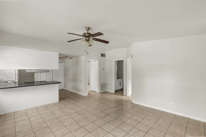 9213 N 13th St #A - Photo 3 of 26