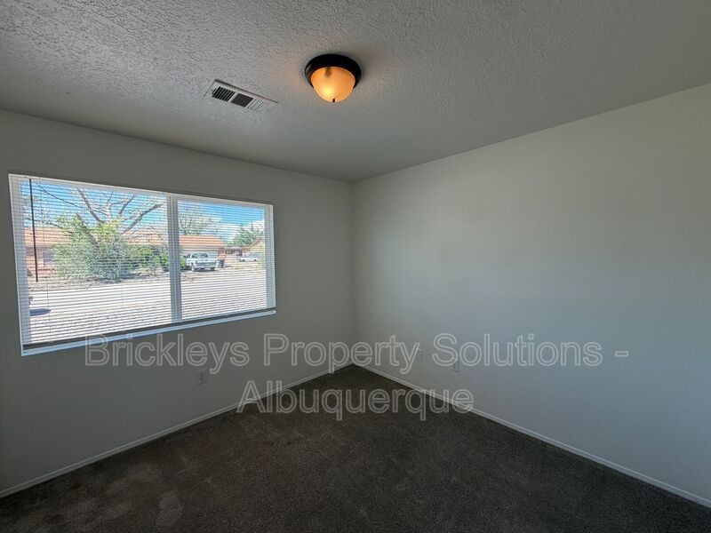 628 Pontiac Dr Sw - Photo 7 of 25