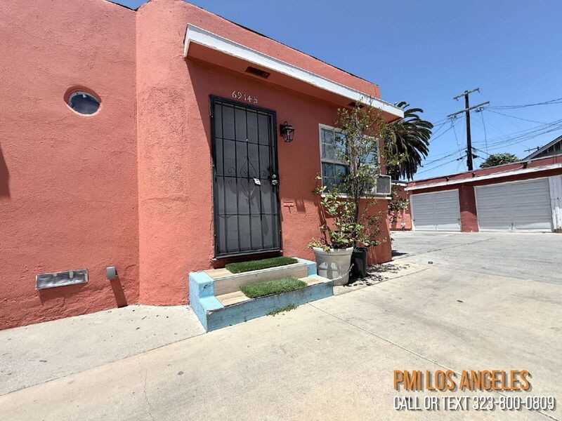 6914 1/2 S Main St - Photo 2 of 14