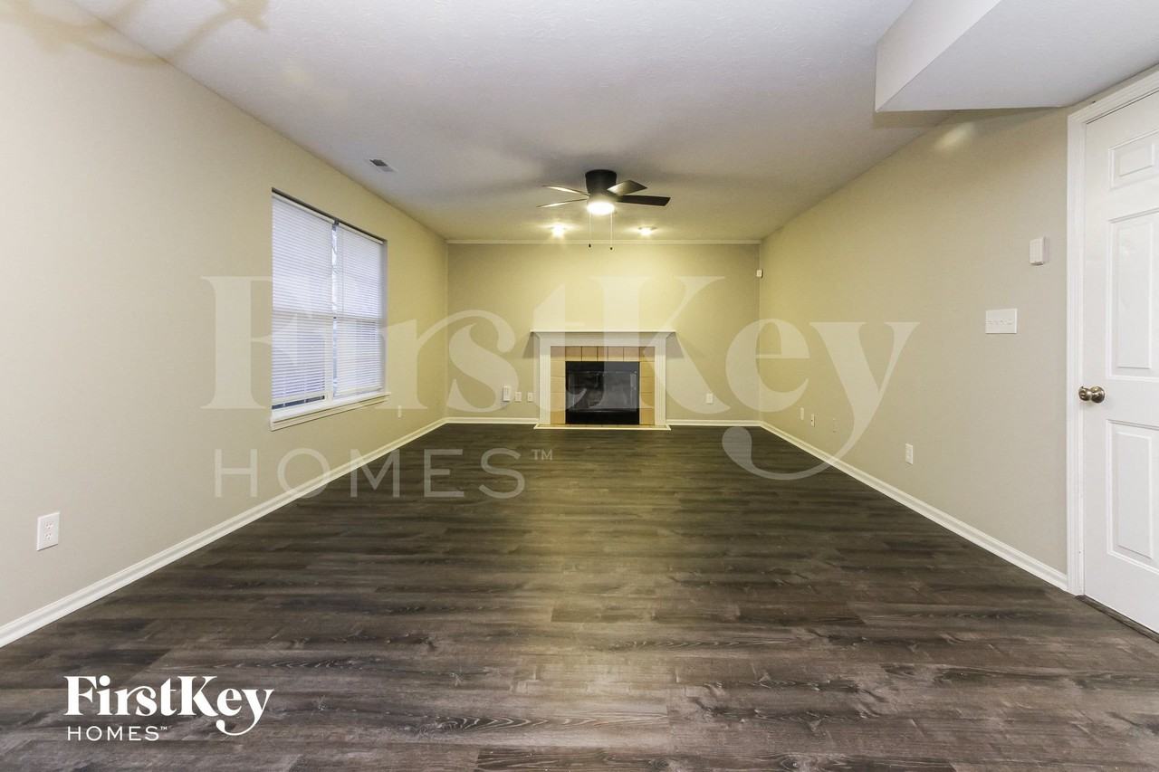 540 Garden Grace Dr - Photo 2 of 15
