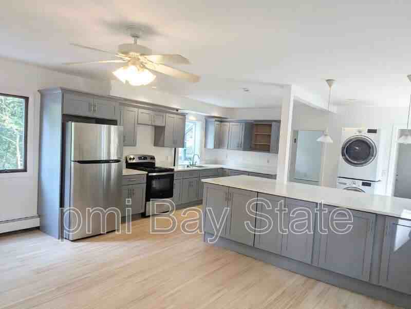 3 Weston St #1 - Photo 4 of 27