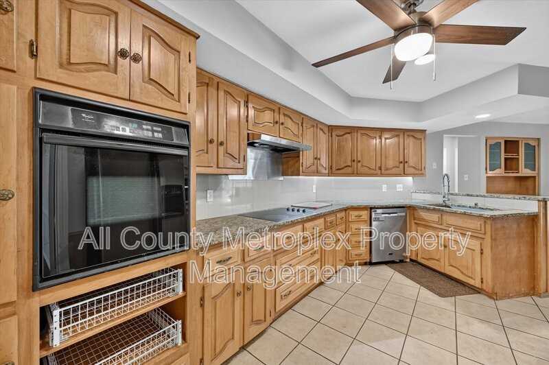 1503 Northridge Dr - Photo 4 of 16