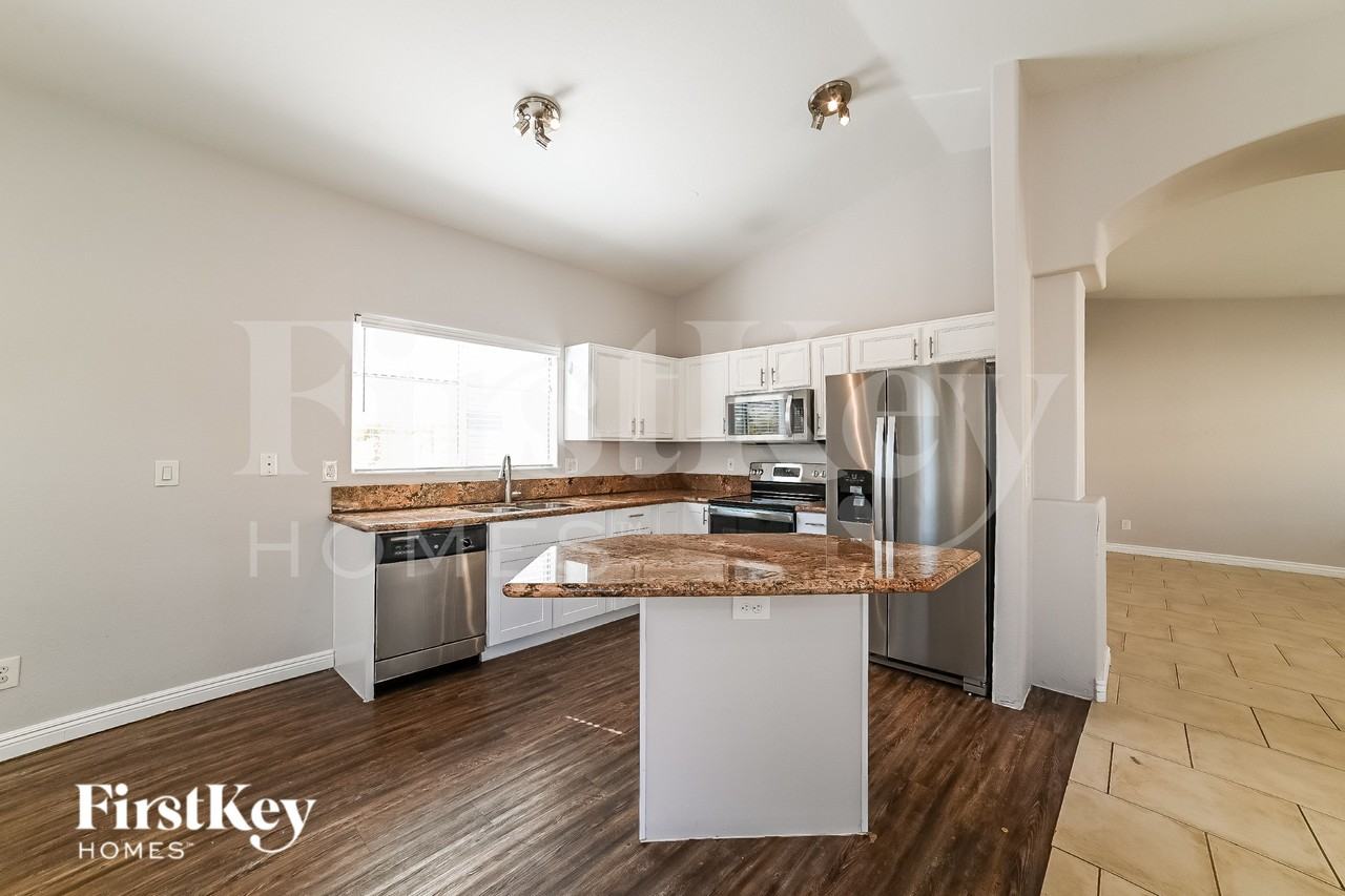 4367 E Campo Bello Dr - Photo 5 of 16