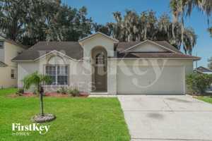 featured image of 3414 Cove Ct W