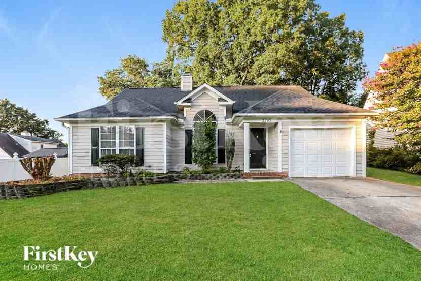 3380 Chadbury Dr Nw - Photo 2 of 16