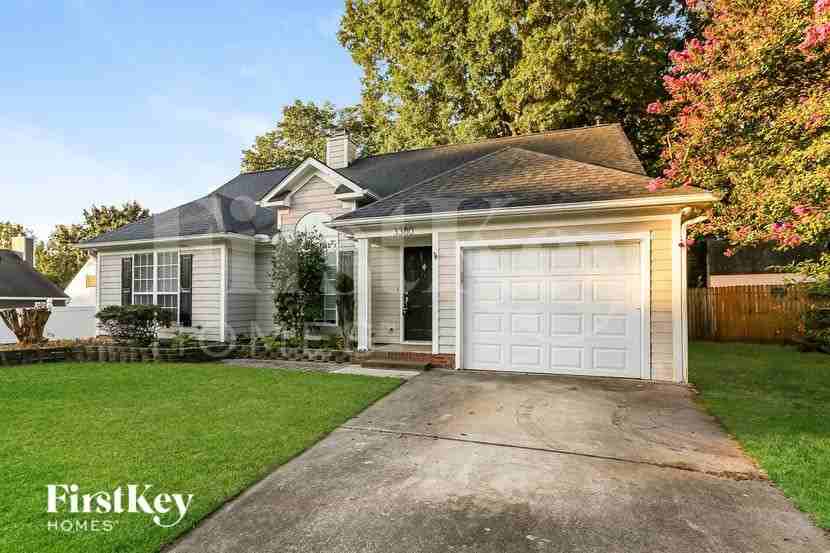 3380 Chadbury Dr Nw - Photo 3 of 16