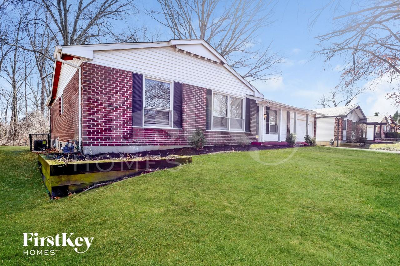 3250 Churchill Dr - Photo 2 of 15