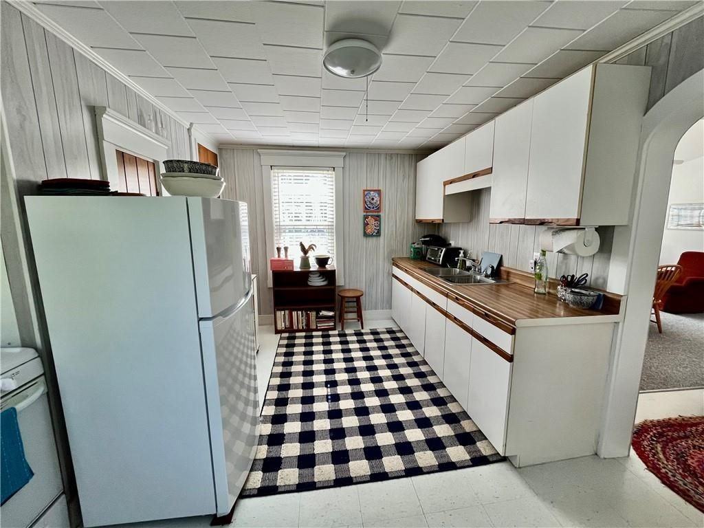 27 S Shore Rd - Photo 5 of 22