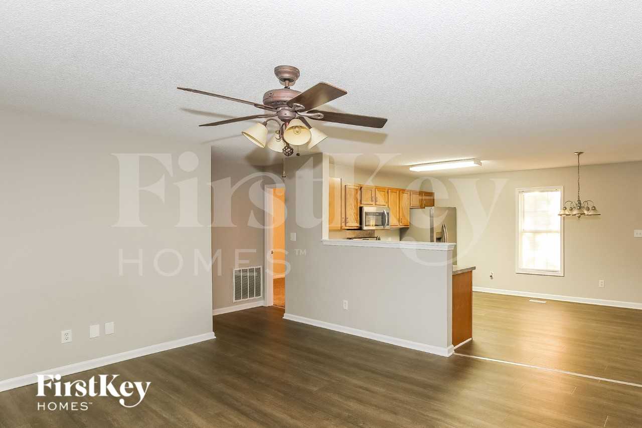 268 Southaven Ct - Photo 6 of 16