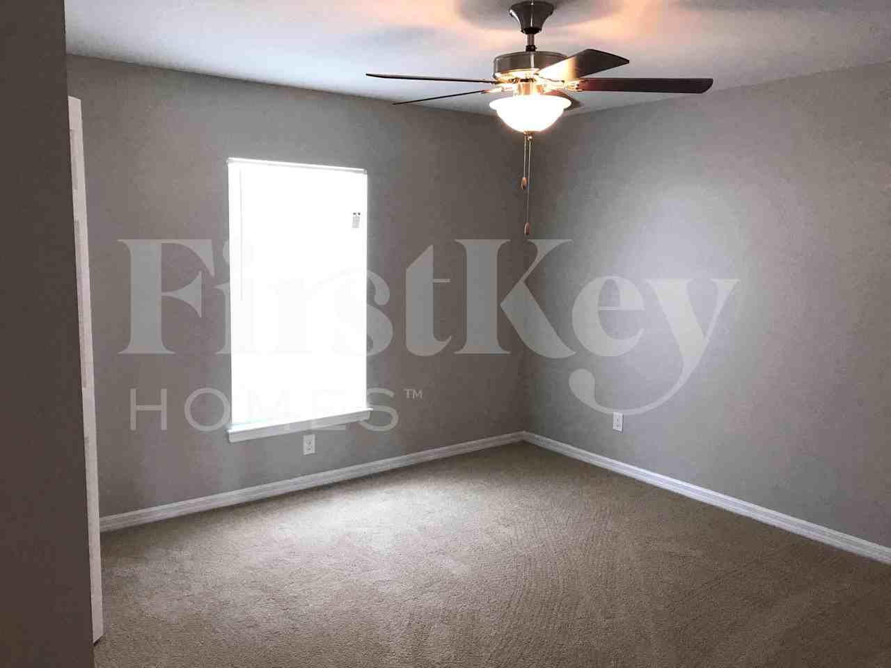 2321 Nw 9th Ave - Photo 5 of 25