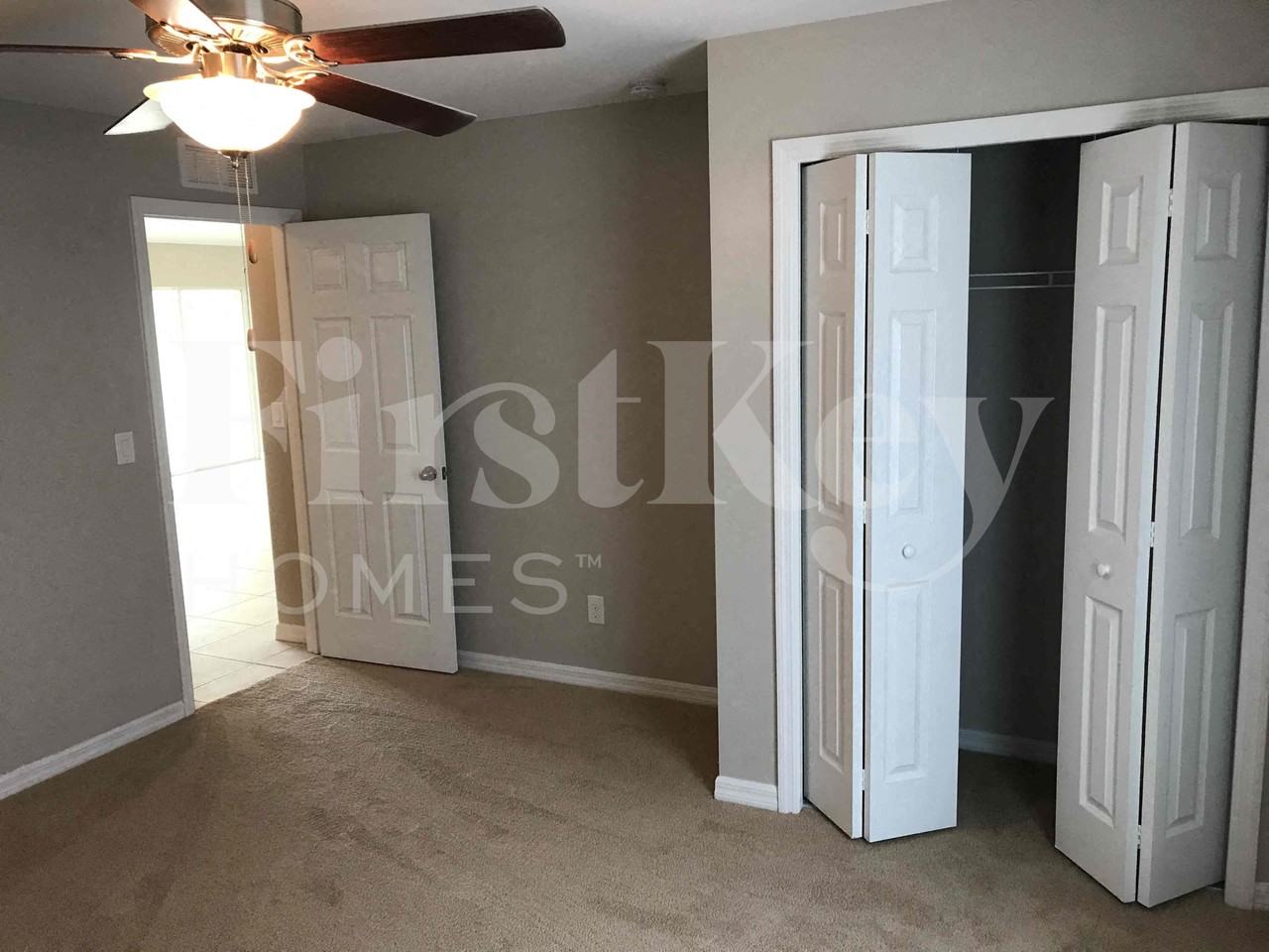 2321 Nw 9th Ave - Photo 6 of 25