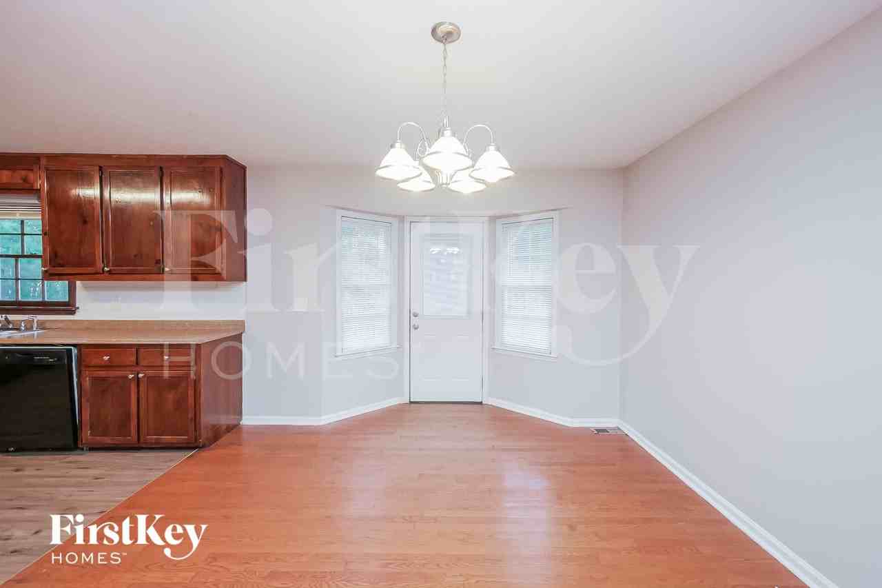 195 Freestone Dr - Photo 7 of 15