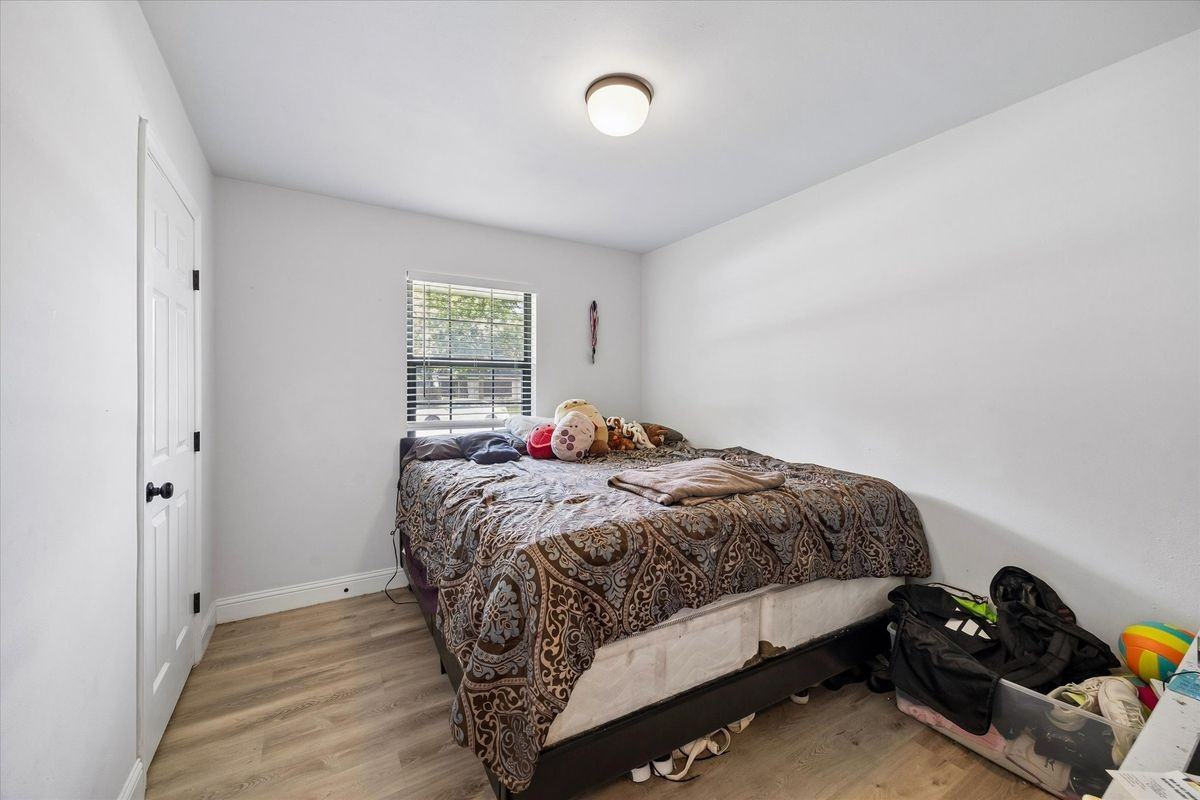 8510 Western Dr - Photo 6 of 10