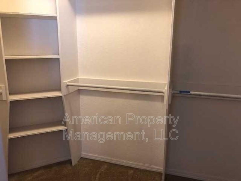 3812 S Dogwood Ave - Photo 6 of 23