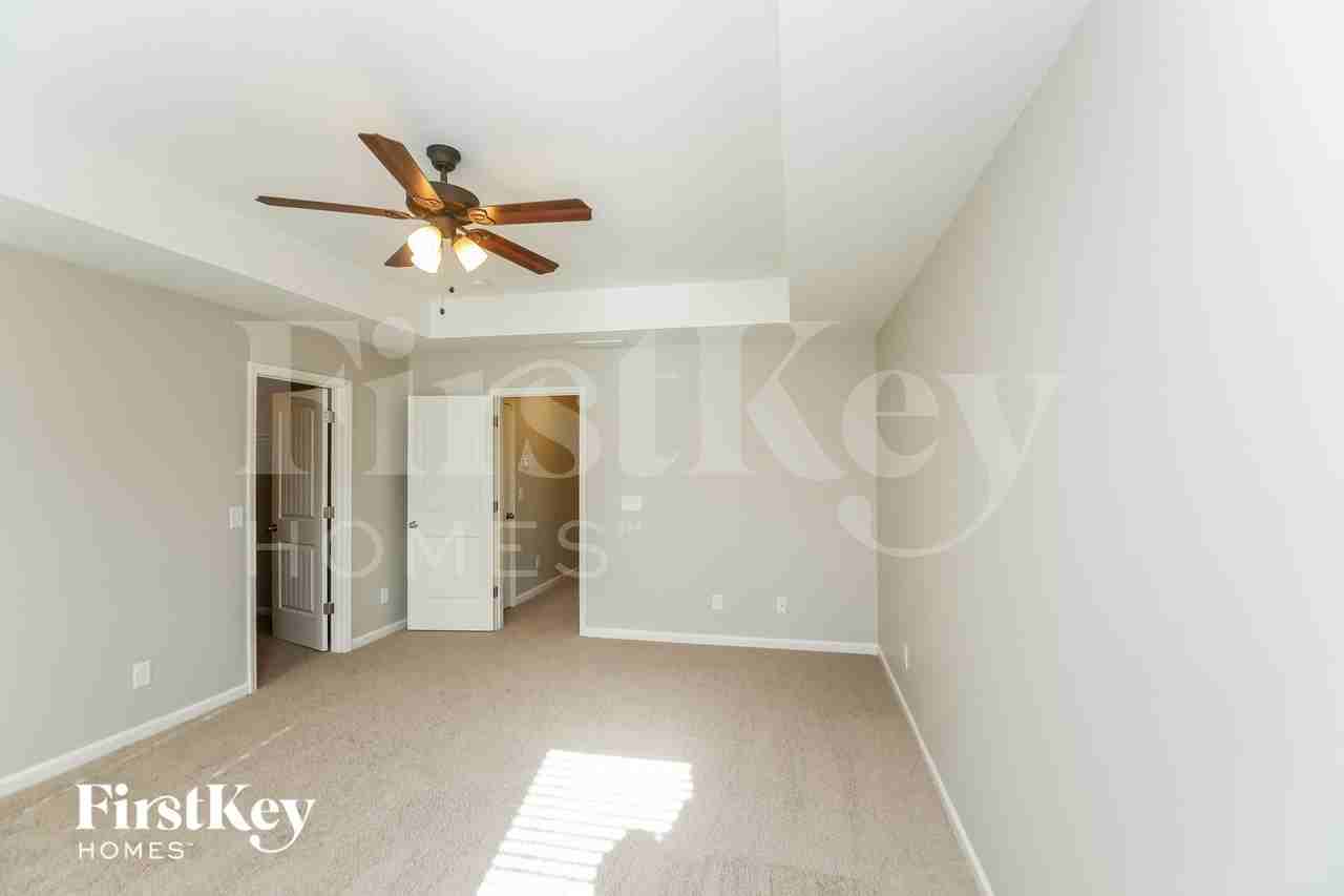 179 Spring Forrest Ln - Photo 6 of 15
