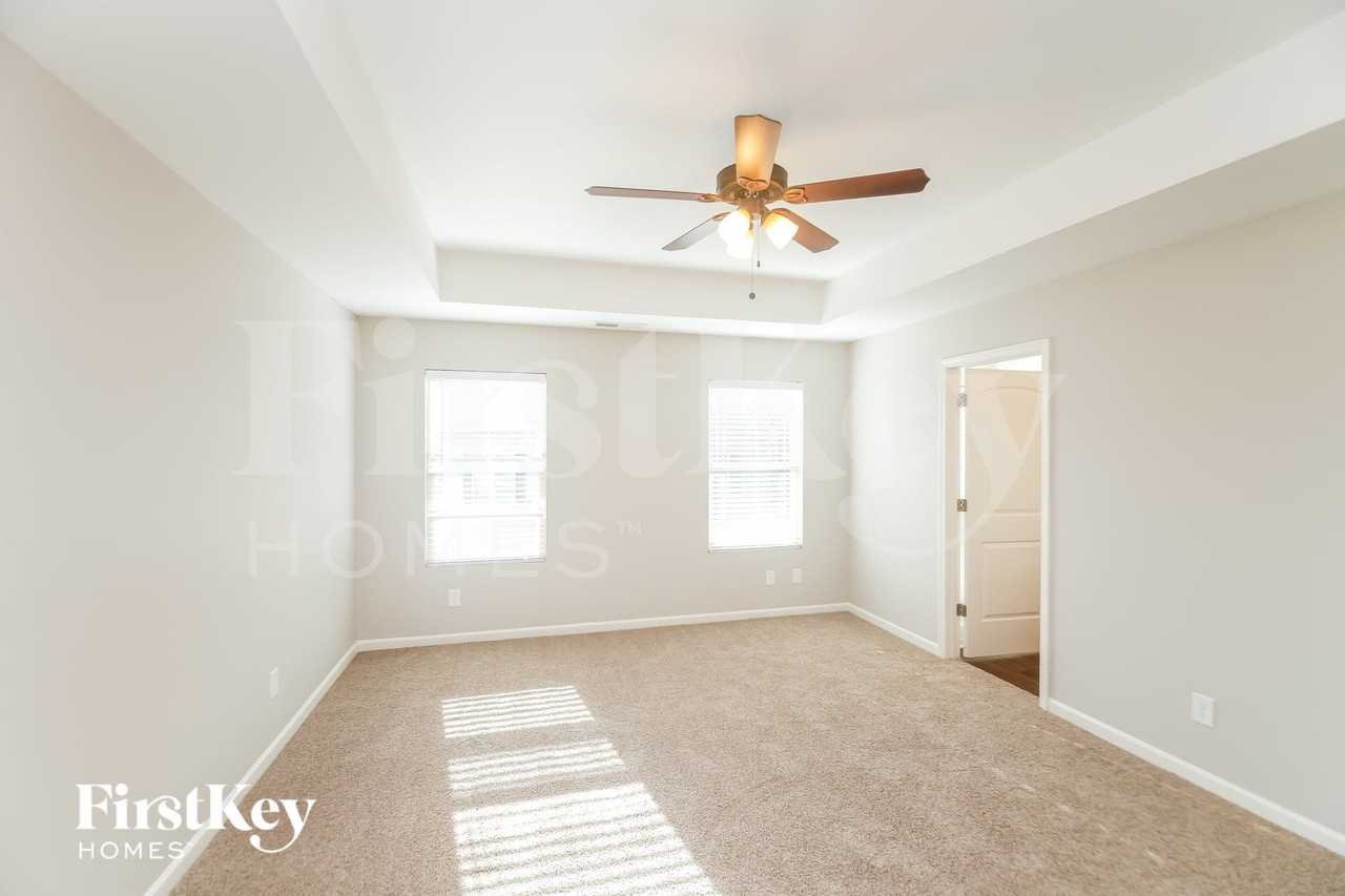 179 Spring Forrest Ln - Photo 7 of 15
