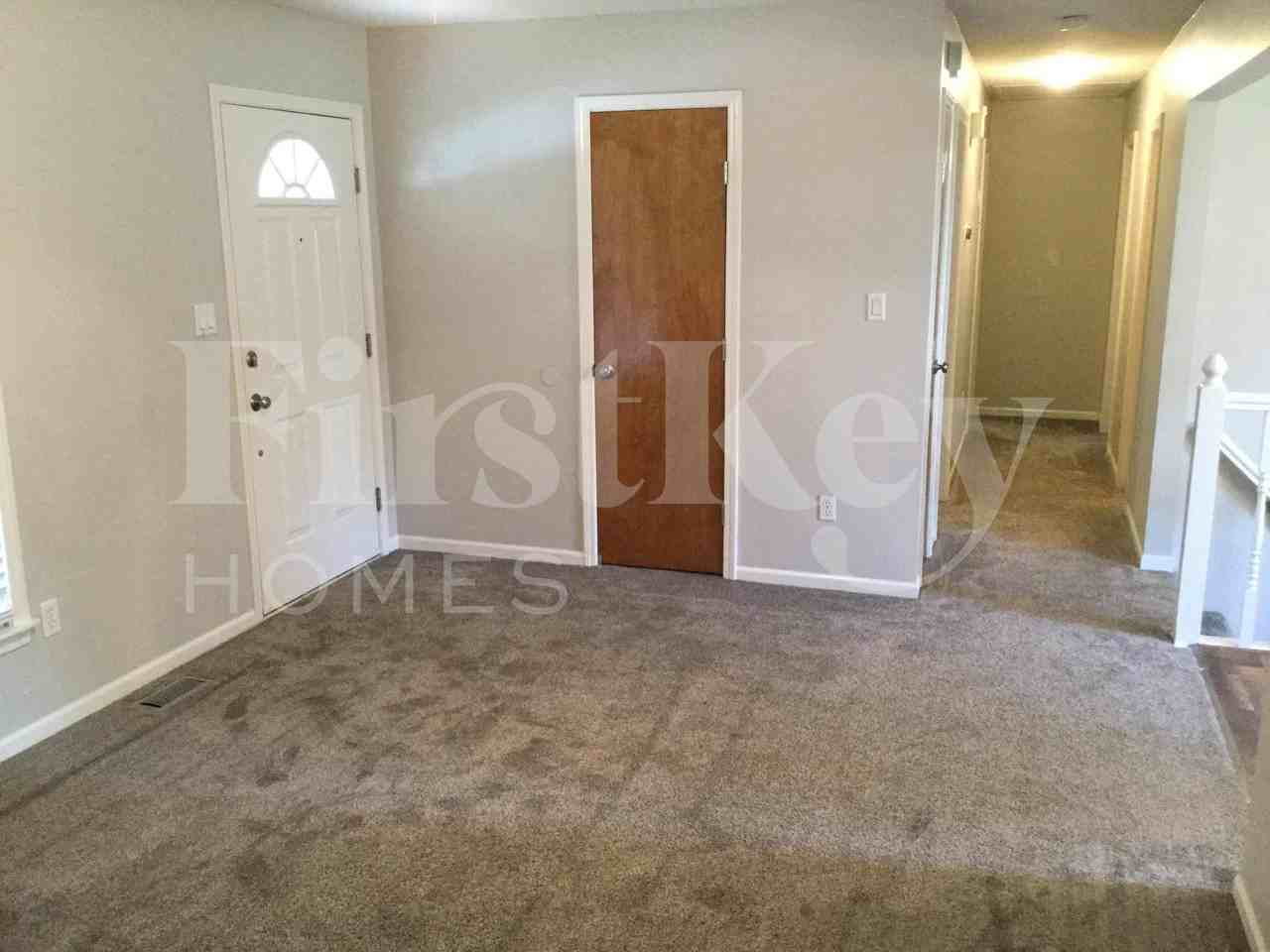1405 Andrea Dr - Photo 2 of 21
