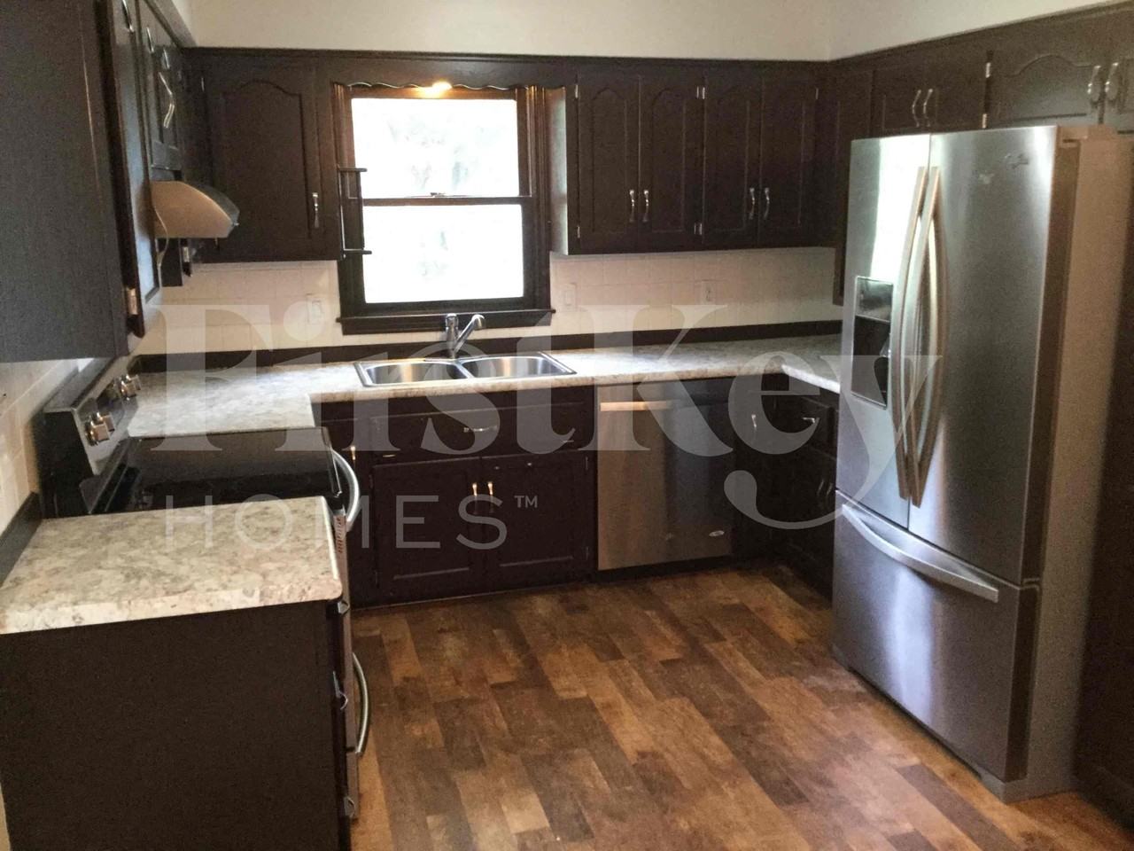 1405 Andrea Dr - Photo 6 of 21