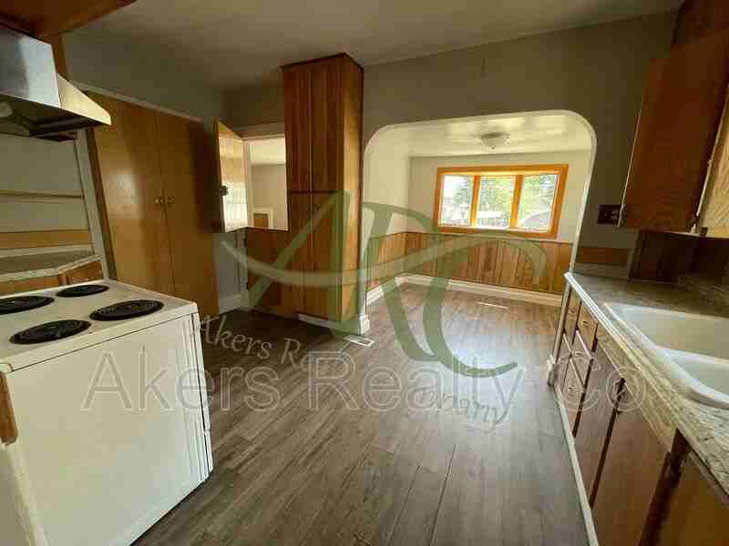 524 Belmont Ave - Photo 7 of 27