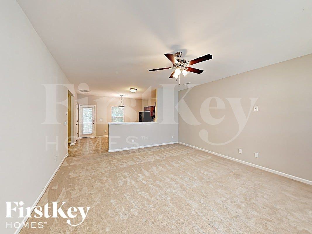 11217 Deer Stand Ct - Photo 4 of 17