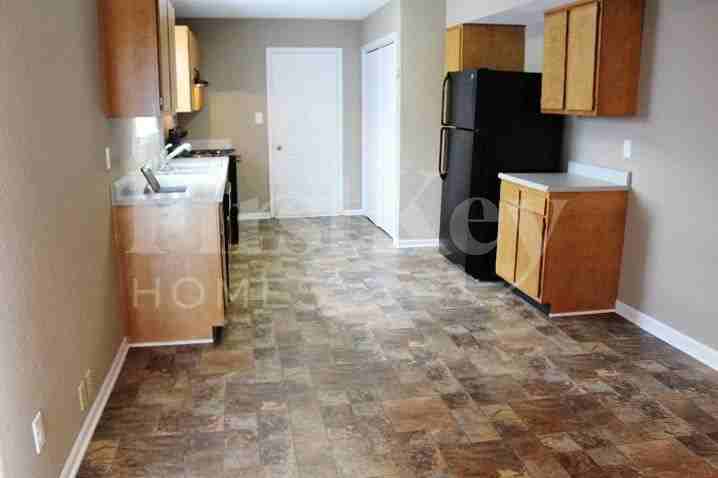 107 Azalea Dr - Photo 6 of 19