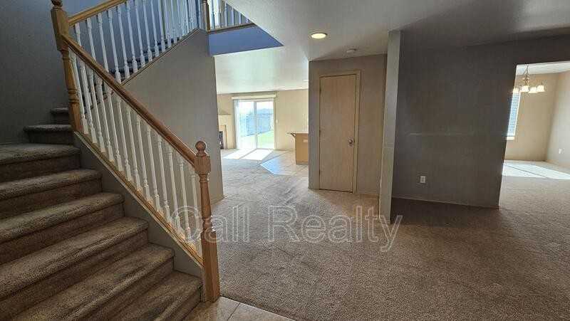 7016 S Lucas St - Photo 2 of 17