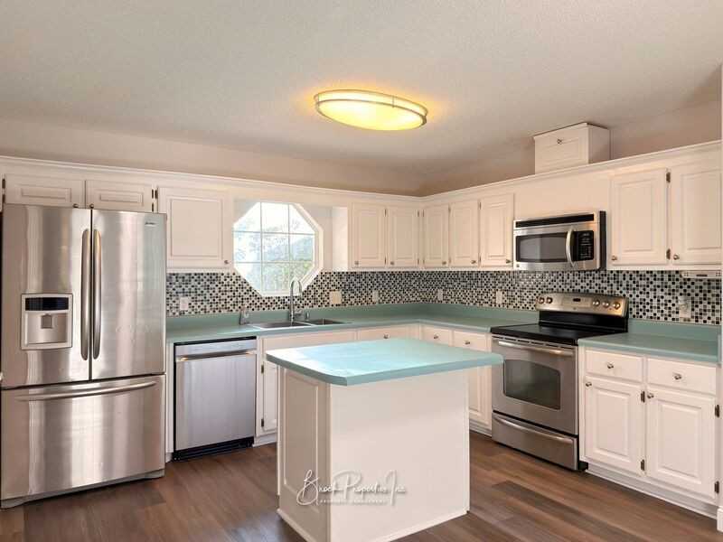 2520 Southern Oaks Dr - Photo 6 of 31