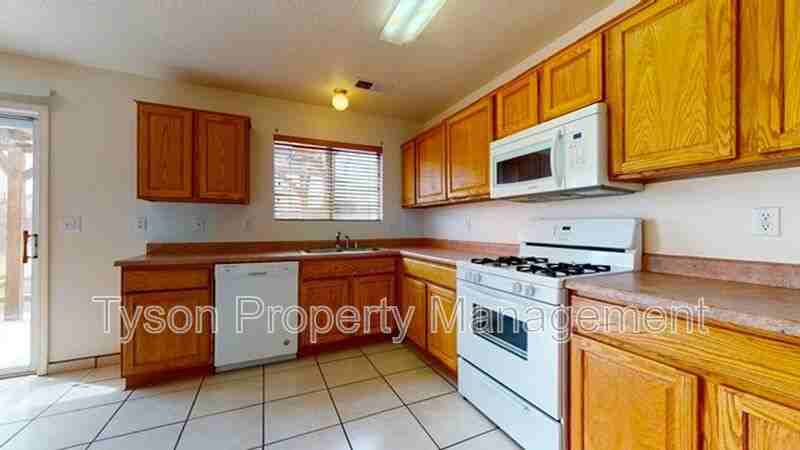 3541 Lavender Meadows Dr Ne - Photo 6 of 22