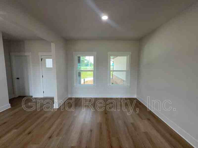 9351 Salter Rd - Photo 5 of 23