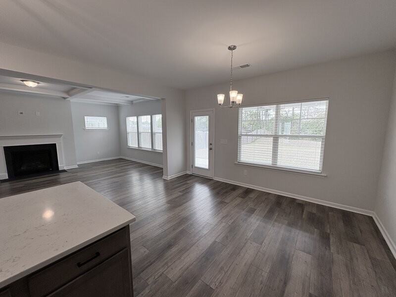 153 Brockway Dr - Photo 5 of 41