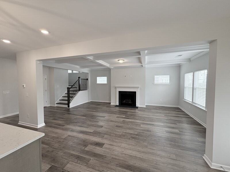 153 Brockway Dr - Photo 6 of 41