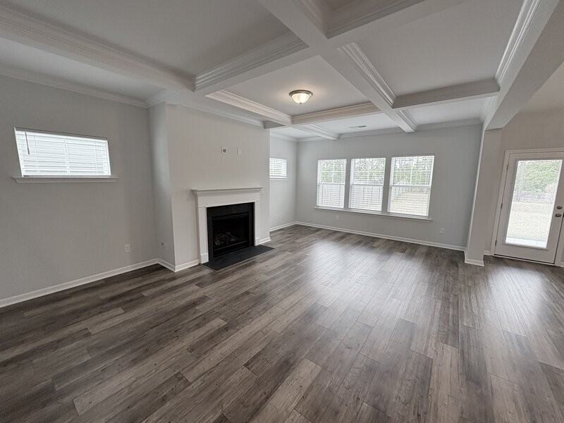 153 Brockway Dr - Photo 7 of 41