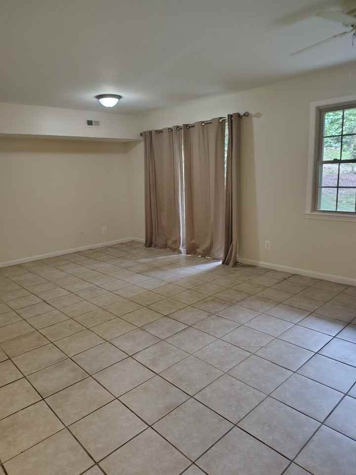 5956 Westchester Park Dr - Photo 3 of 15
