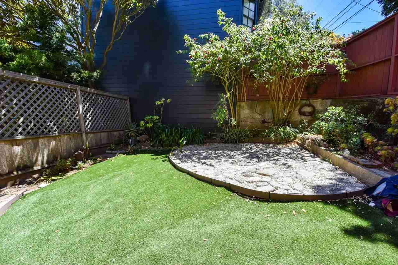 4447 24th St - Photo 5 of 34