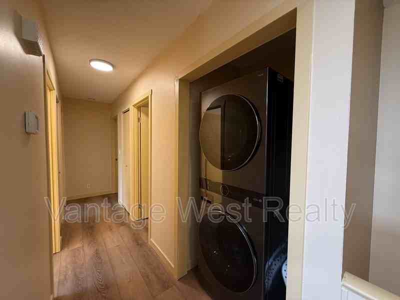 1153 Trevor Dr - Photo 7 of 26