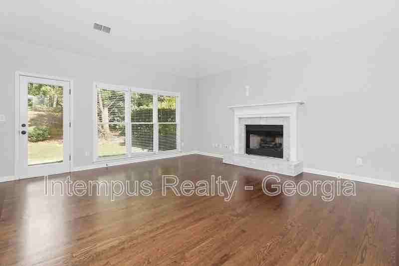 4241 Moccasin Trl - Photo 5 of 20