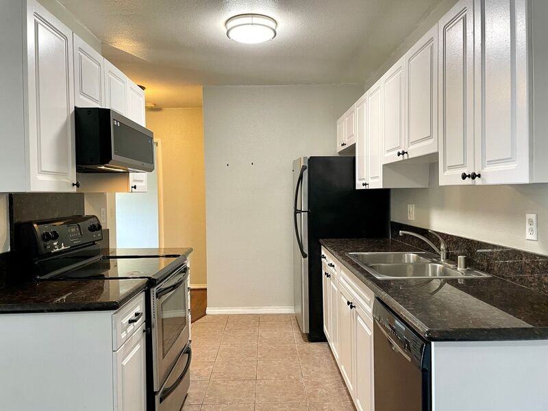 3020 Alta View Dr #207 - Photo 6 of 19