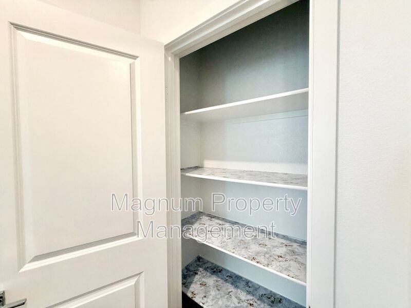 31404 Lolite Dr - Photo 6 of 40