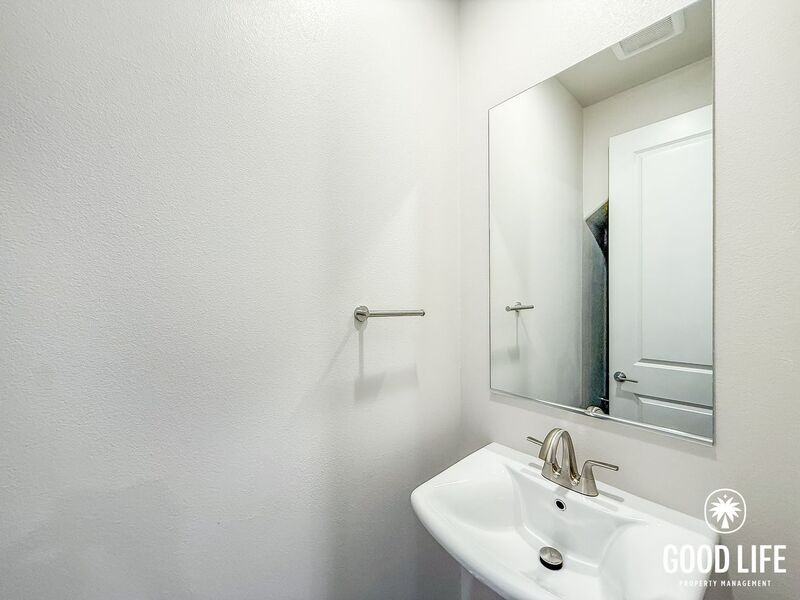 9194 Connolly Ln - Photo 4 of 18