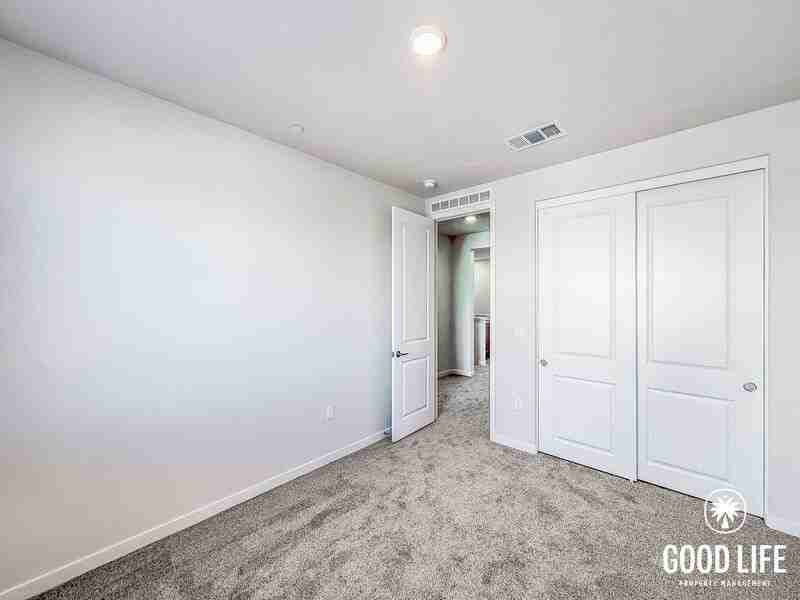 9194 Connolly Ln - Photo 7 of 18