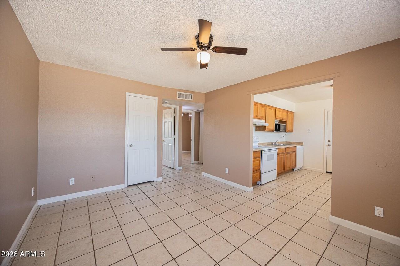 949 E Flint St #1 - Photo 3 of 17