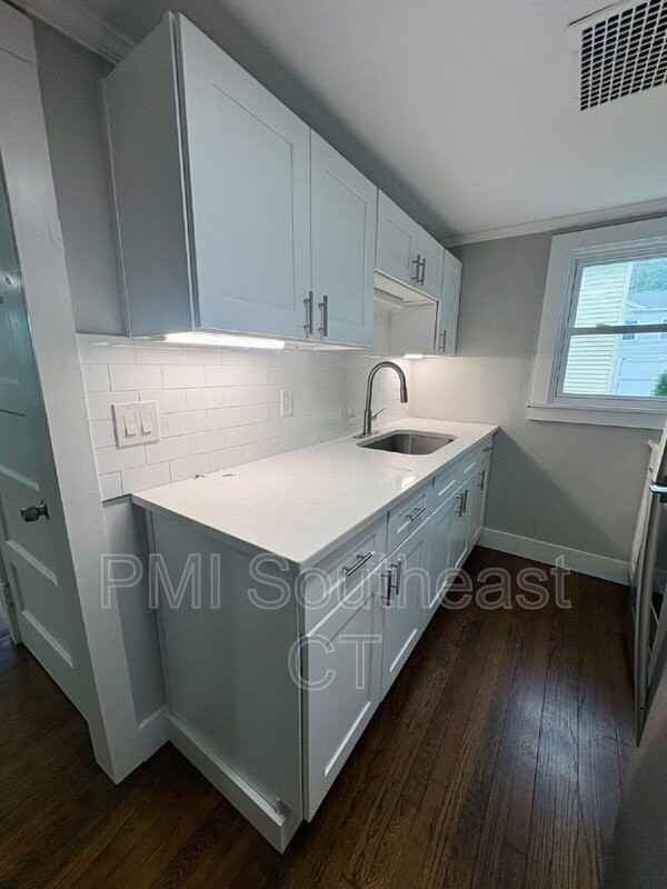 12 Fort Hill Rd #12-5 - Photo 6 of 15