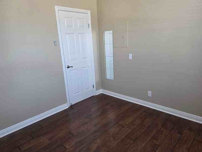 28436 Yosemite Dr - Photo 5 of 32