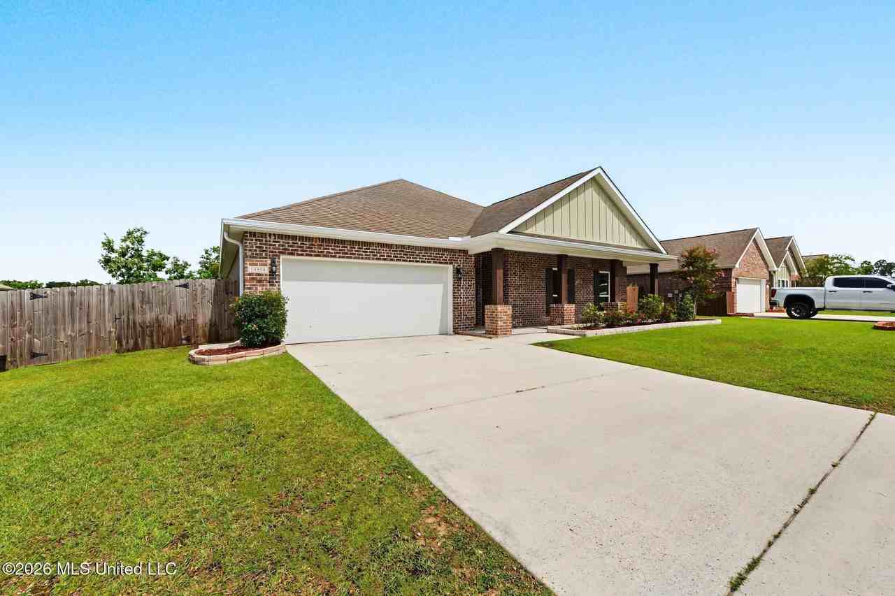 14894 Calcutta Dr - Photo 2 of 24