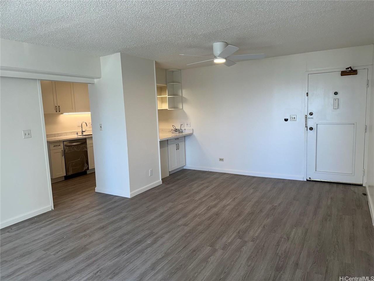 225 Kaiulani Ave #1203 - Photo 6 of 15