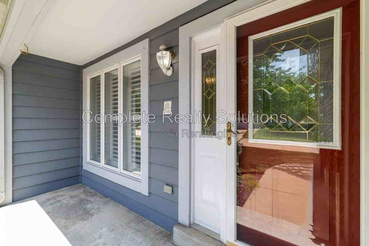 De Paul Ln - Photo 4 of 10